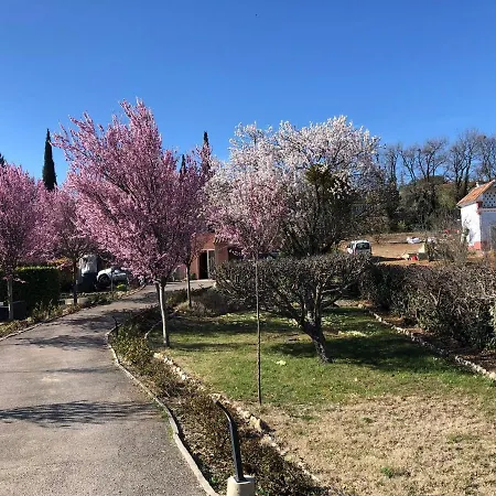 Bed & Breakfast D'hotes Marylou Valensole
